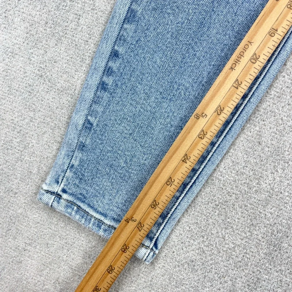 Judy Blue includes item